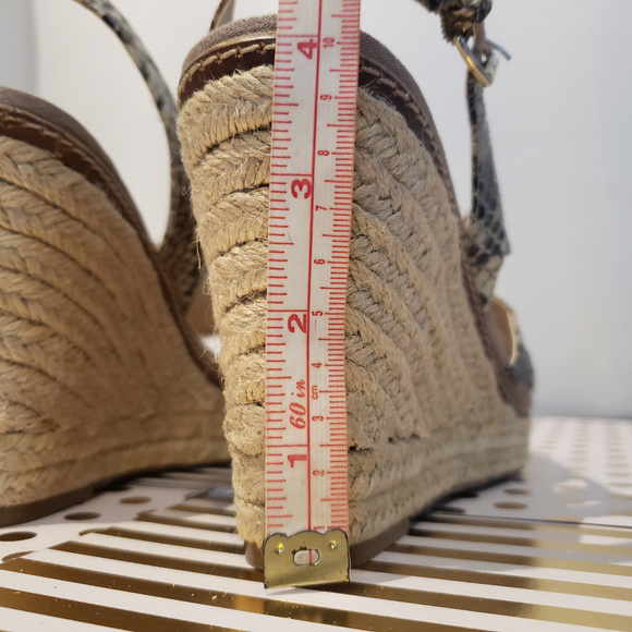 Anne Klein snake skin espadrille wedge - Picture 5 of 8